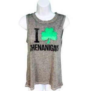 Irish ☘️ Scoop Neck Muscle Tank. NWT. Sz S.